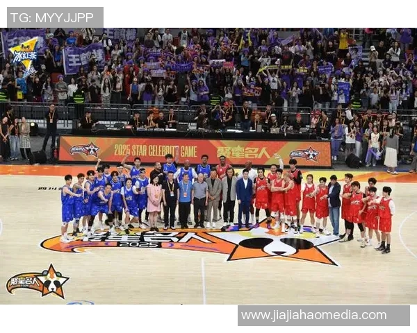 球星跨界挑战 足球与篮球的精彩碰撞与突破