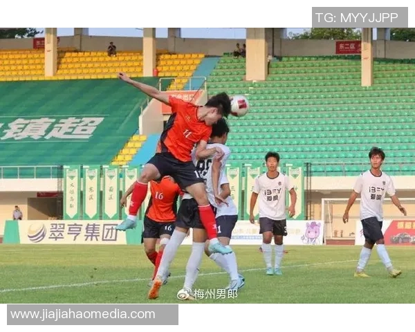 绿茵巨星闪耀赛场燃动激情引领全民共享足球盛宴